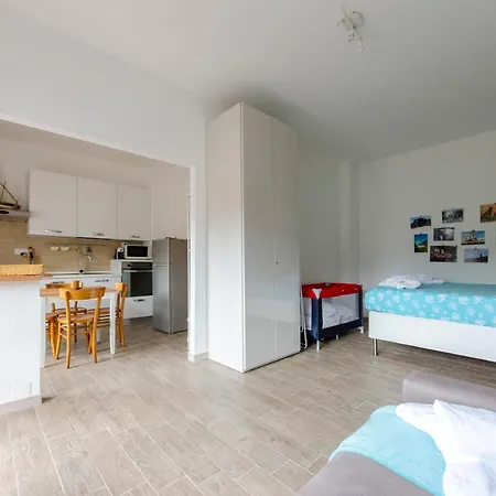 Joivy Apollo Apartment *